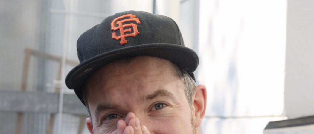 Ein Bild von mir selbst, das ich auch bei meinem „Eltern Magazin“-Takeover benutzte. Weil es auf Instagram angeblich ankommt, wenn man sich selbst zeigt – wenn schon nicht seine Kinder. (Foto: Kid A. Falten: Kid A und Kid B)