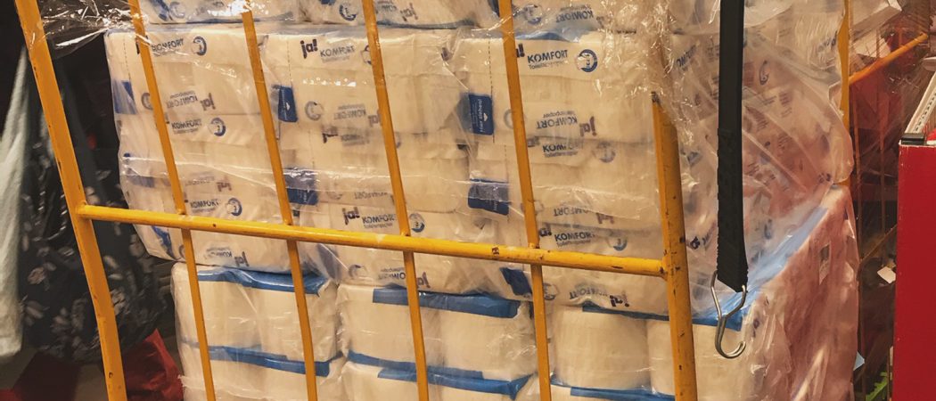 Neue Toilettenpapierlieferung im Supermarkt an der Ecke. Und die Moral von der Geschicht': Alles wird gut. Früher oder später.